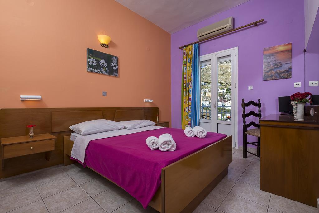 Elefteria Hotel Agia Marina  Dış mekan fotoğraf